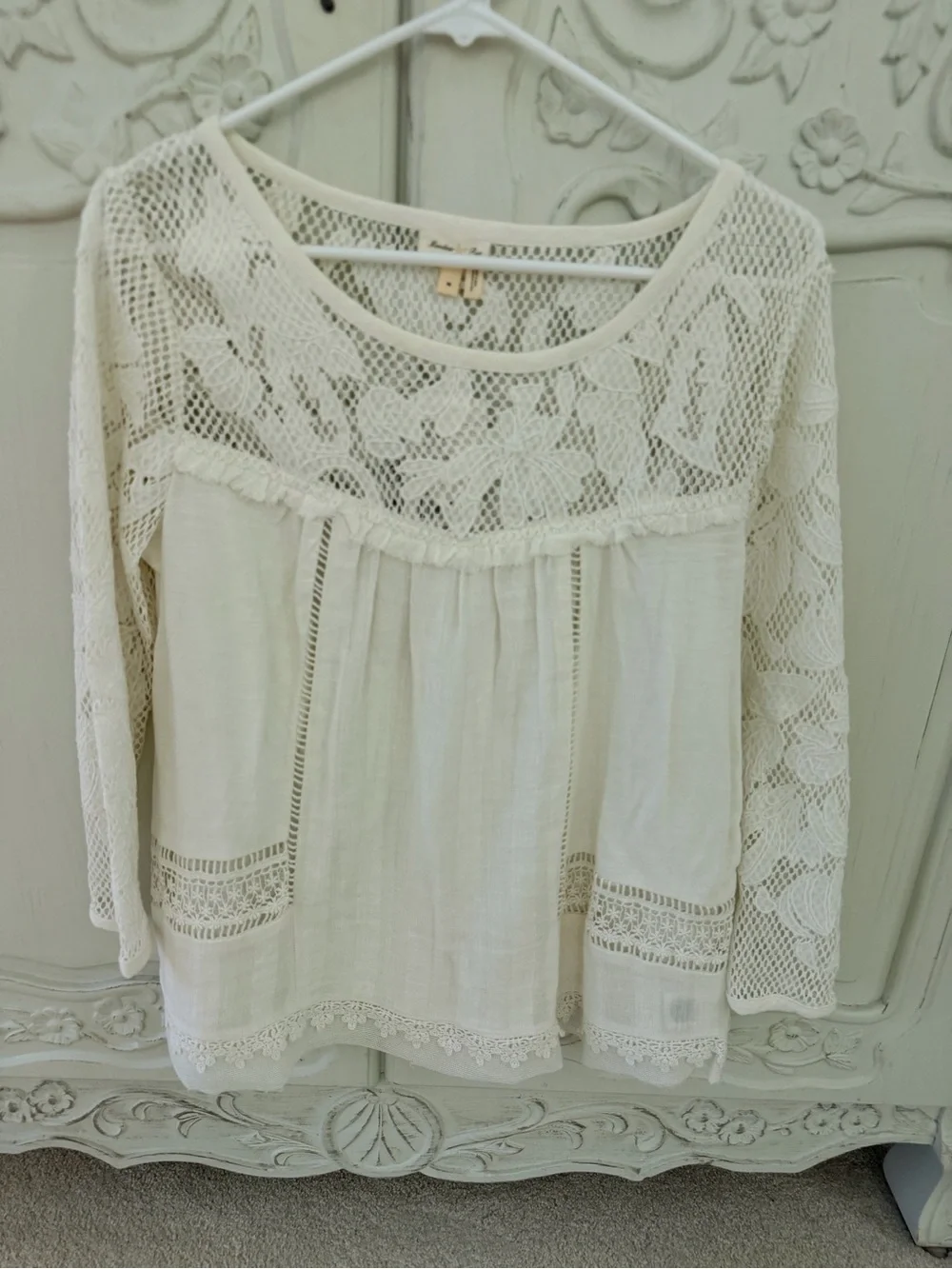 NWT -Anthropologie Meadow Rue Cream Crochet Lace Top